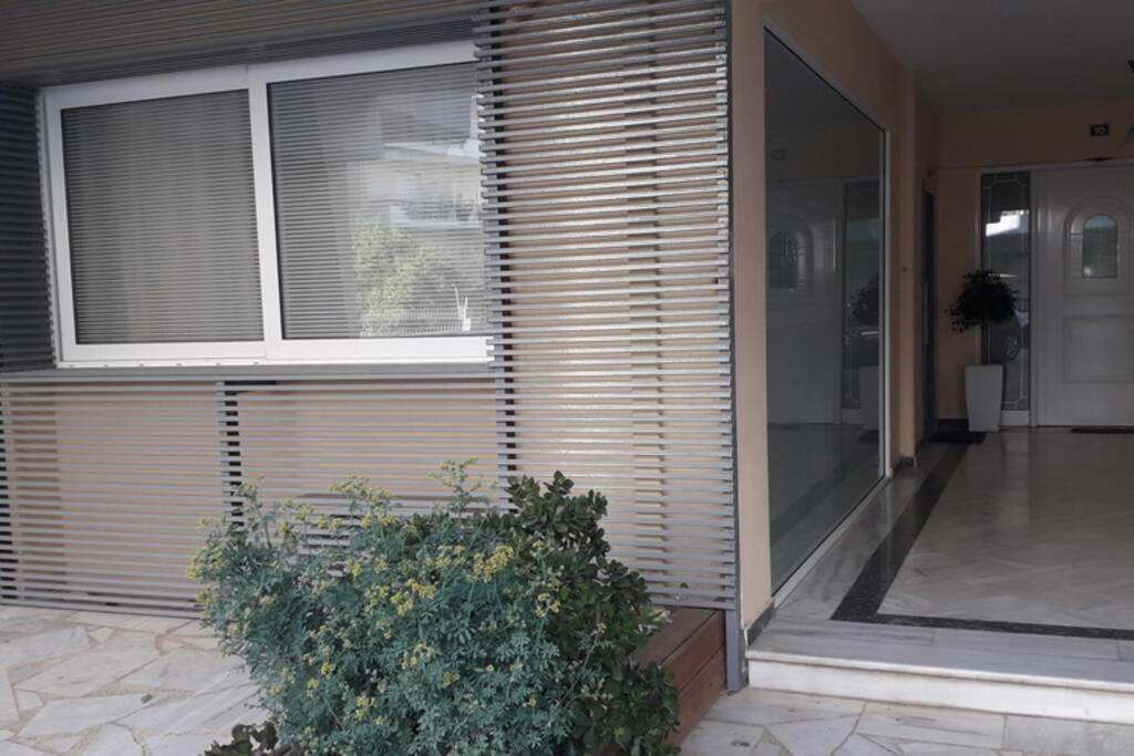 Stylish River Flat, Near The Center And The Beach Apartment Kalamata Ngoại thất bức ảnh