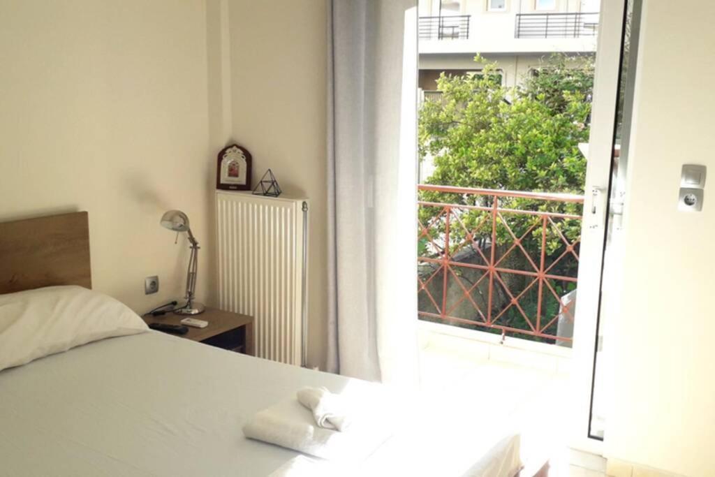 Stylish River Flat, Near The Center And The Beach Apartment Kalamata Ngoại thất bức ảnh